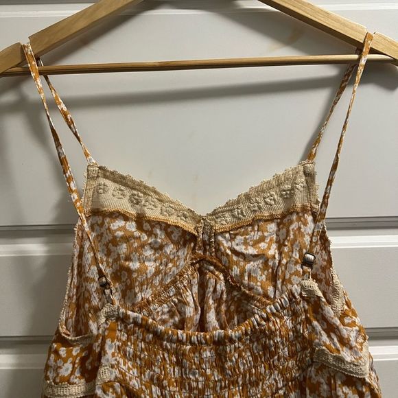 NWT Aeropostale cream lace and orangey floral v-neck baby doll cami. Size small. - Picture 4 of 8